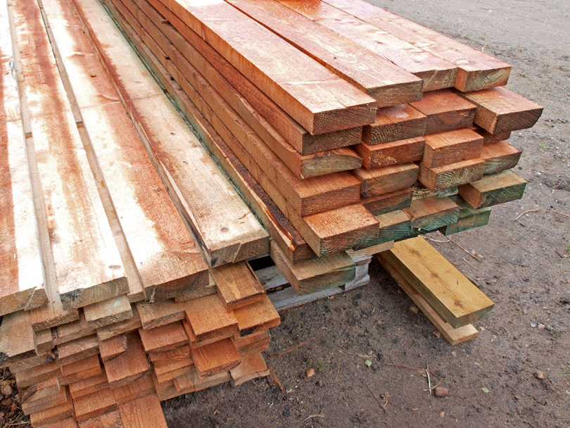 Drewniane deski do budowy
