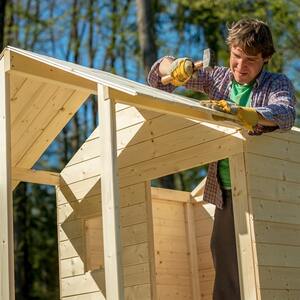 Domek drewniany dla dzieci do ogrodu − jak zrobić go krok po kroku?