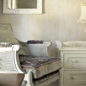 Malowanie drewna w stylu shabby chic – praktyczne porady